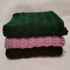 Crochet Hunter Green Three Piece Wash Cloth Set/New